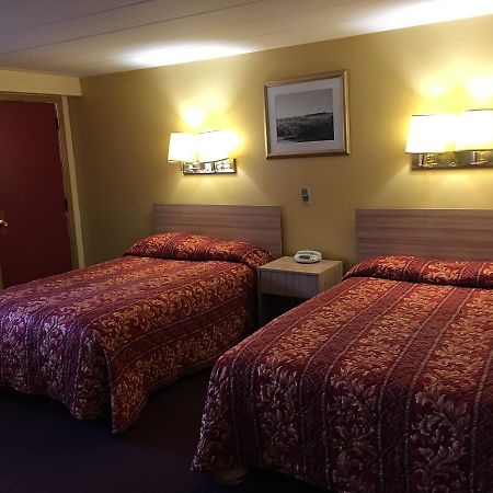 Holiday Motel Waynesburg Dış mekan fotoğraf